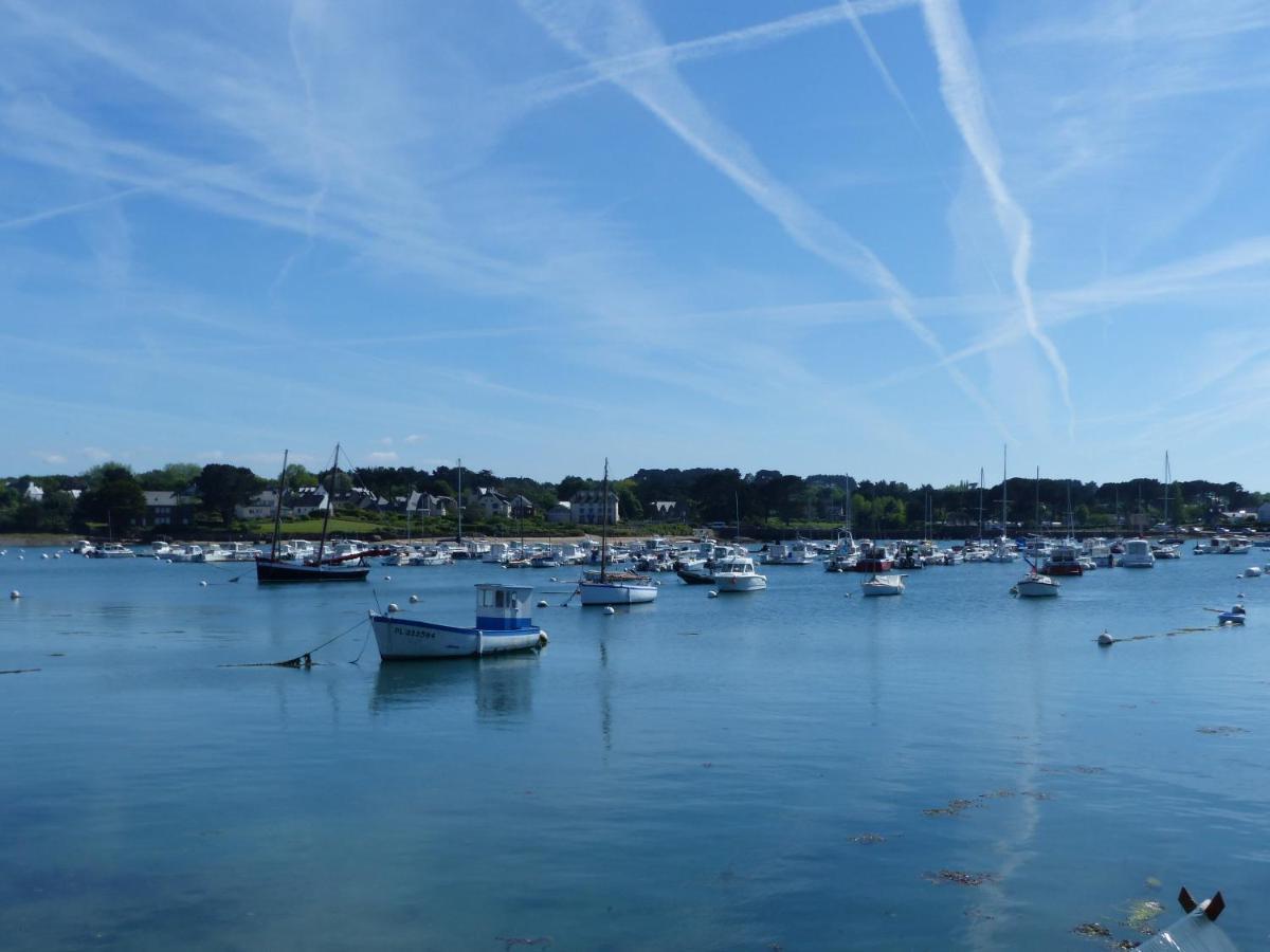 Expose Plein Sud Vu Sur Le Port De Plaisance
